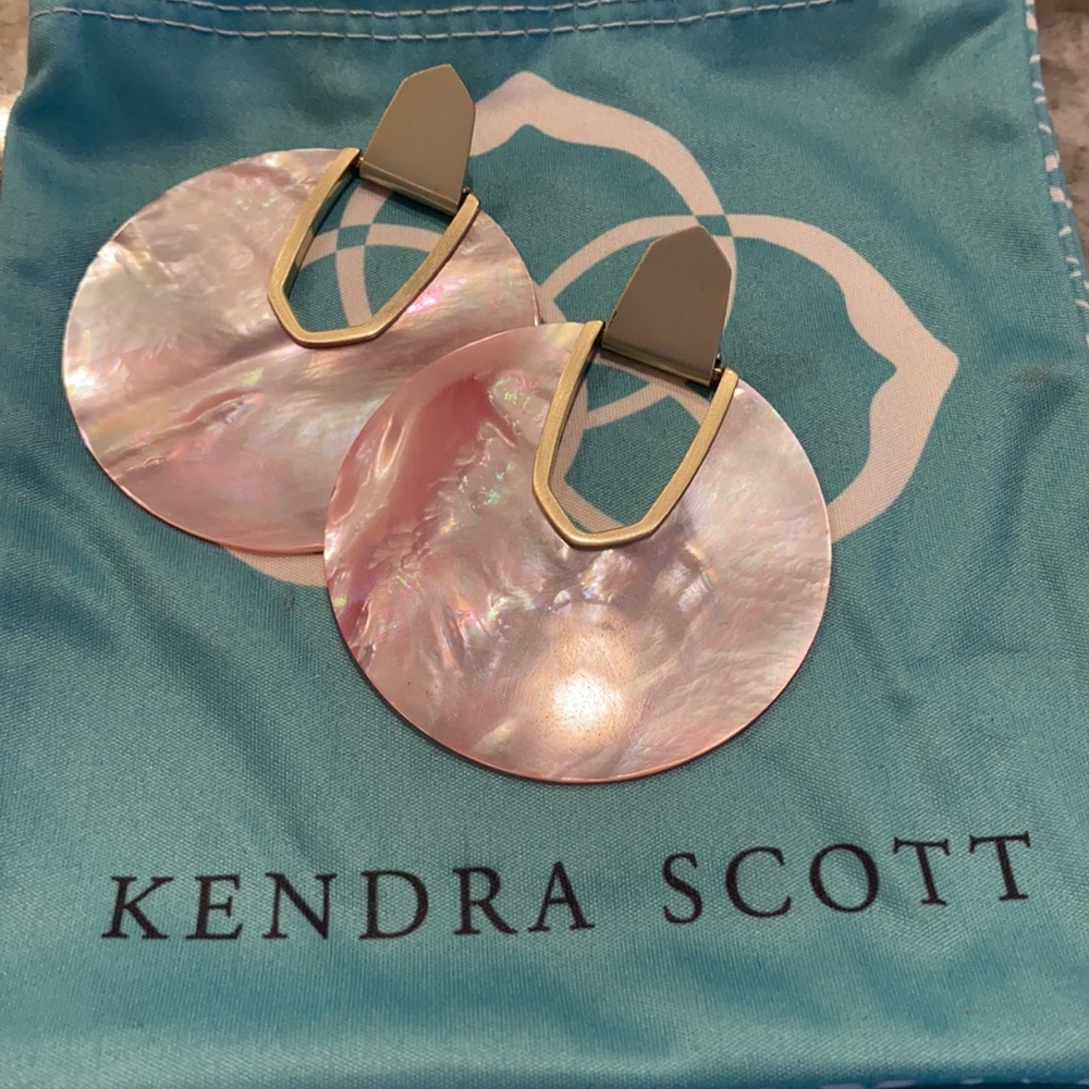 Kendra Scott
